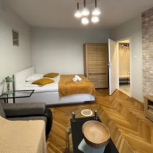 https://apt-fancy-life.warsawhotelspoland.com